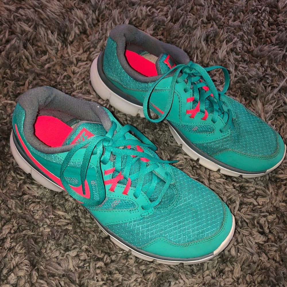 🌸Nike Running Shoes